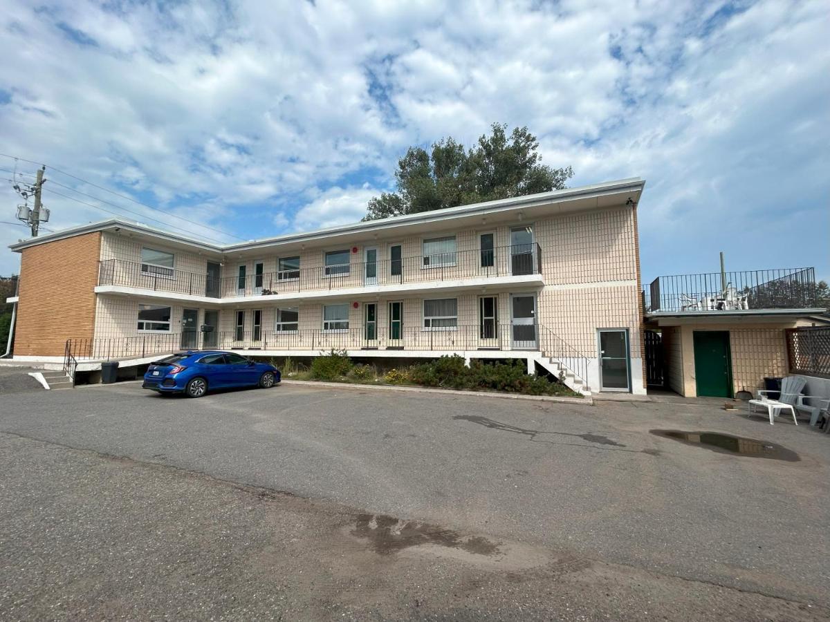 Relax Motel Thunder Bay Exterior foto
